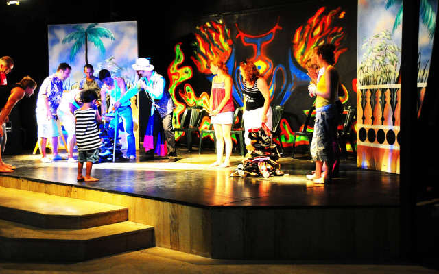 Club Akman Beach Hotel