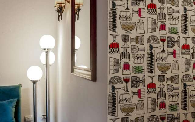 Chiara in Pantheon Apartment With Terrace