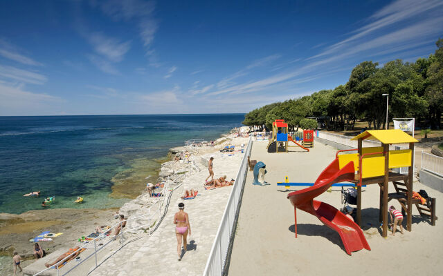 Lanterna Resort