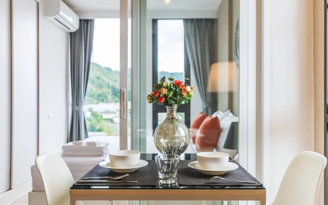 Favstay - The Base Uptown Phuket