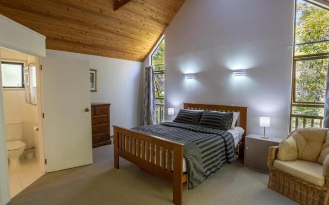 Kanuka House - Kaiteriteri Holiday Home