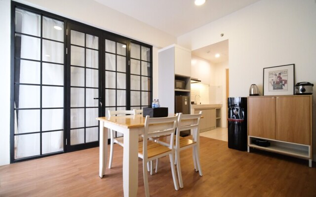 Wonderful 2Br Combine At Bale Hinggil Apartment