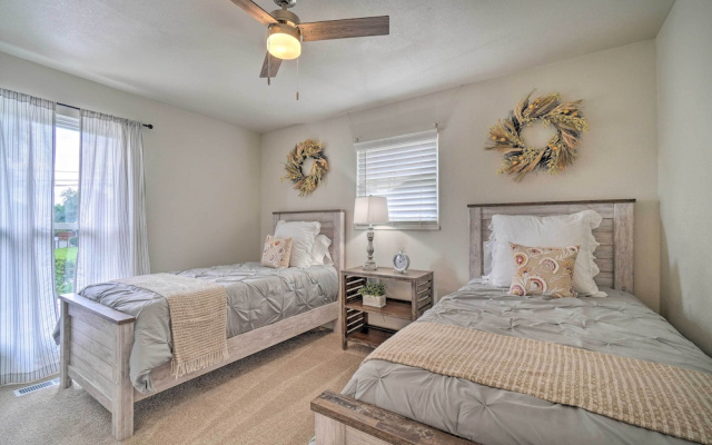 Updated Knoxville Home w/ Media Room + Patio!