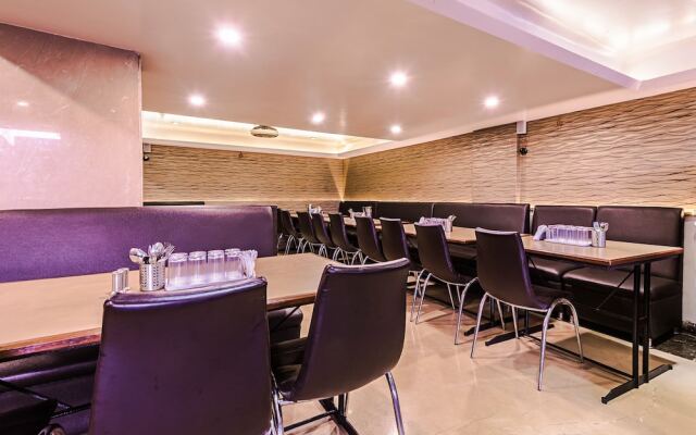 OYO 3323 Hotel Sheetal