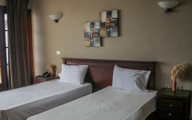 Adrenalin Beach Lodge
