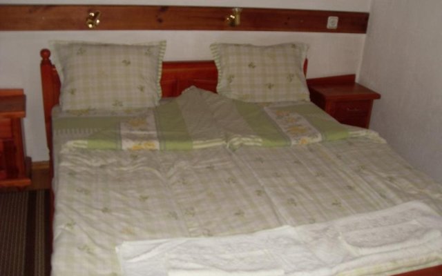 Guest Rooms Kambana