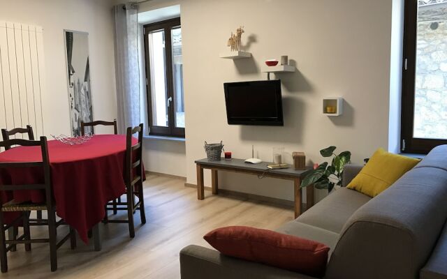 The Window on the Cathedral - Superior