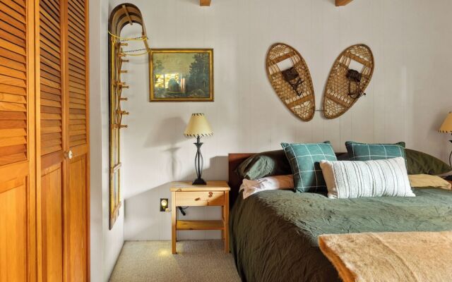 The Tranquil Pines A-frame Cabin Spectacular Views!