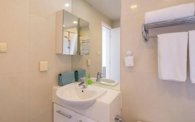 Tyms Family 3BR 2BA Apt Xujiahui Metro