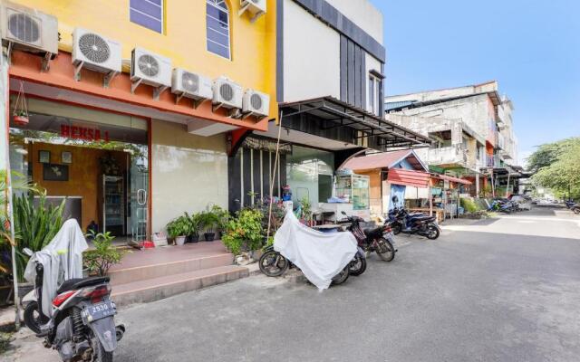 SPOT ON 91885 Wisma Heksa