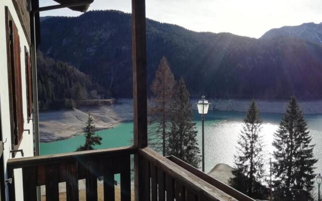 Elison-on the lake B&B