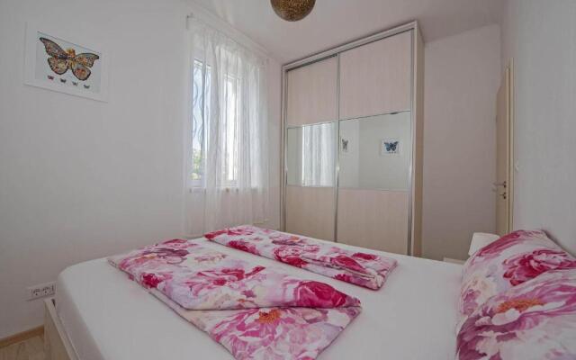 Hostrinus apartment