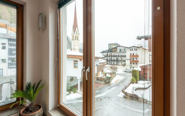 Mountain-view Apartment With Infrared Sauna
