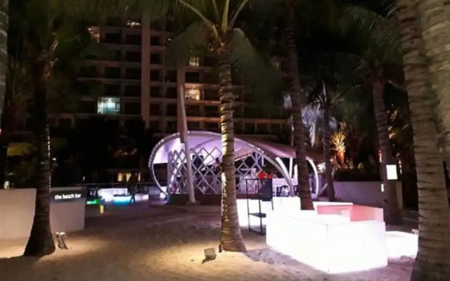 Azure Urban Resort Residences