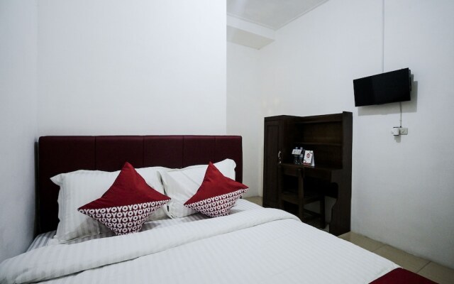 Oyo 659 Kost And Home Stay Wisma Mulia