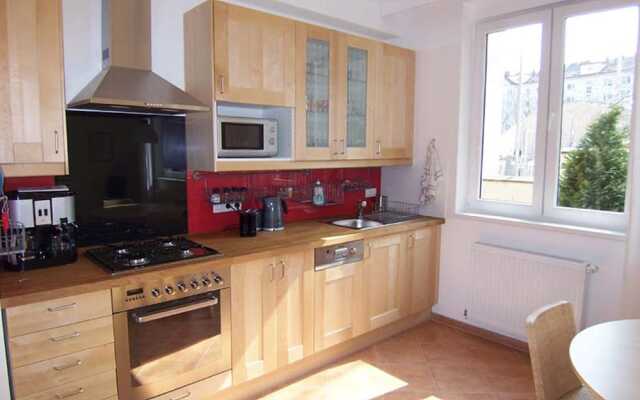 Apartment Center
