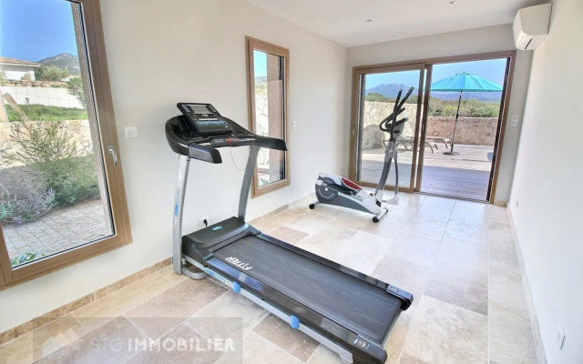 Villa Riposu Jacuzzi Pool Beach Access on Foot