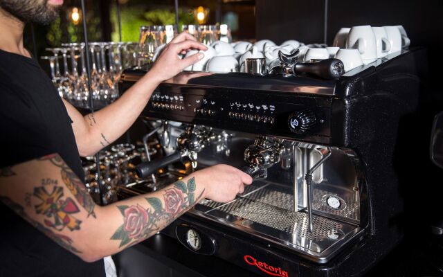 ibis Styles Amsterdam Airport (new)