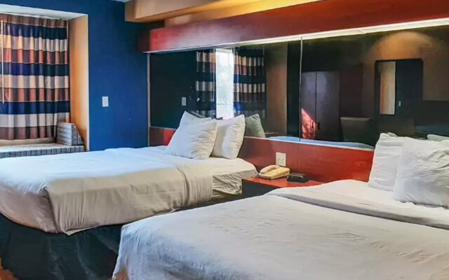 Microtel Inn & Suites by Wyndham Starkville