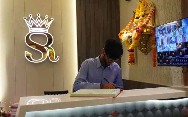 Hotel Regalia Suites