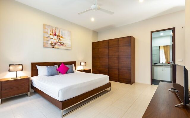 Tropical Holiday 2BR Pool Villa Greens 9