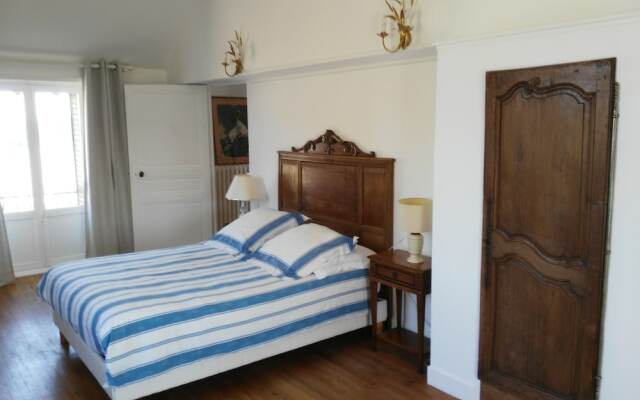 Les Camélias des Demoiselles de Pallus