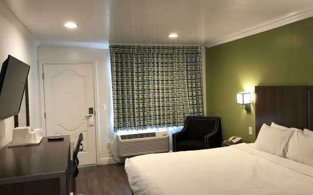 Gilroy Inn