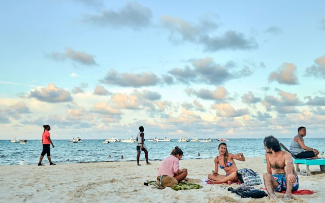 Las Terrazas Condo - Los Corales Village