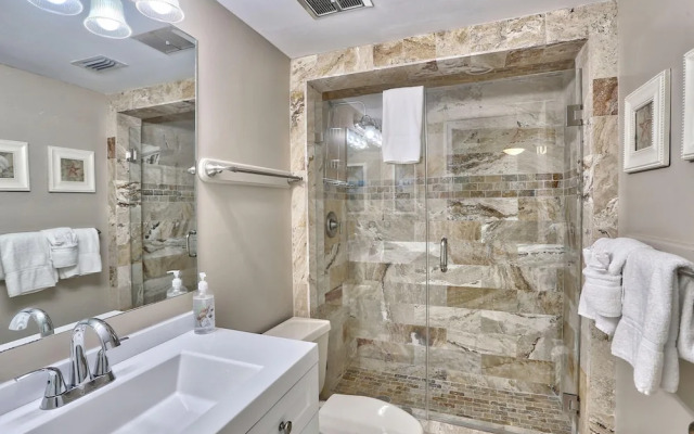 Pelican Pointe 4C