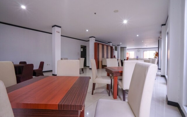 Capital O 2102 Grand Mutiara Hotel