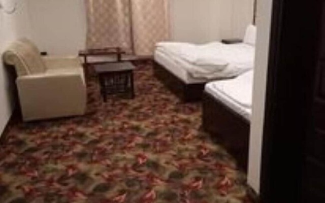 Iconic Hotel & Restaurant