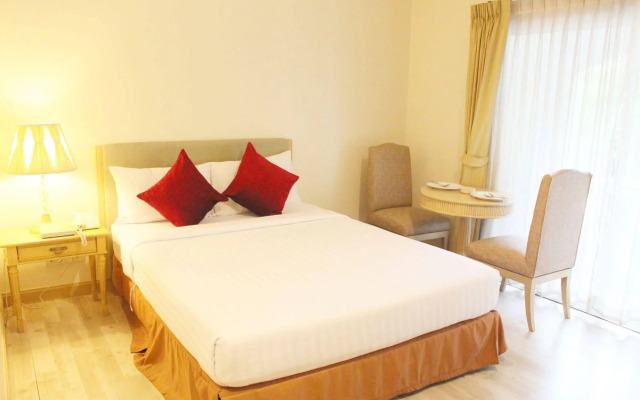 Romance Hotel Bangna (SHA Extra Plus)