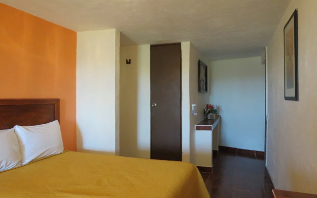 Hotel Casa 12 Reales