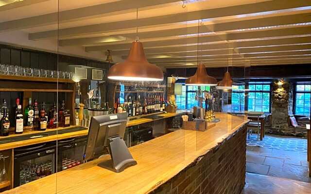 The Bat & Ball Inn