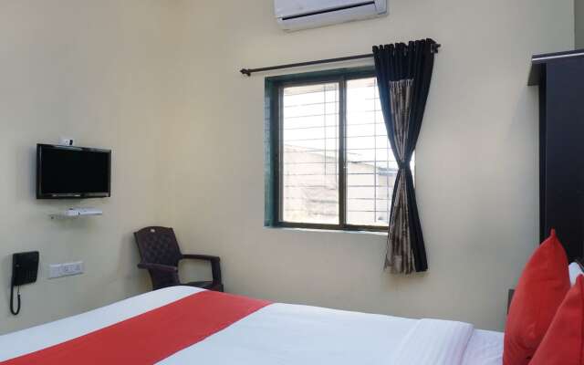 OYO 23422 Hotel Siddharth