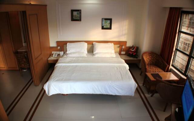 Garden Hotel
