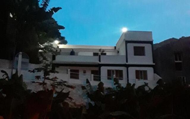 Casa Minga & Tatol