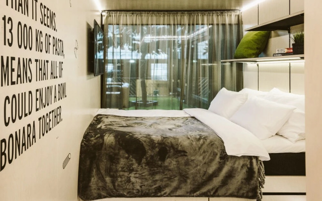 Hektor Container Hotel