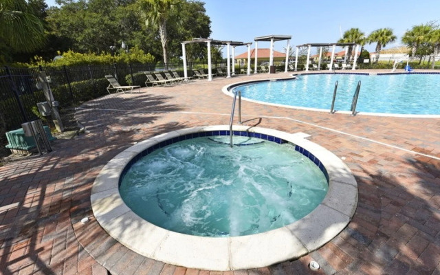 Villa Sol Resort