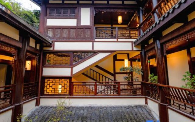 Zizai Inn