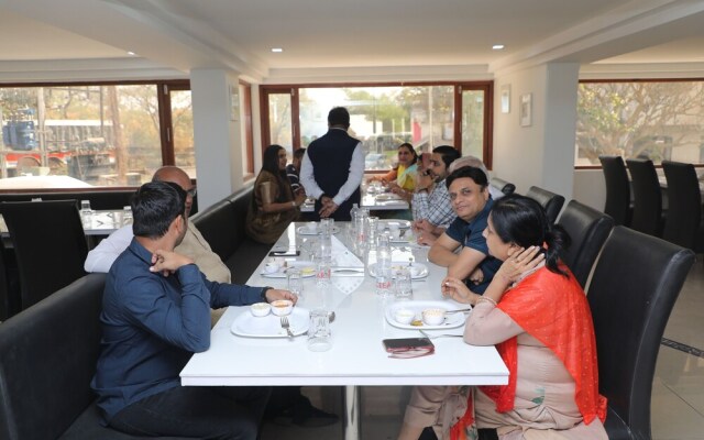 Hotel Kewal