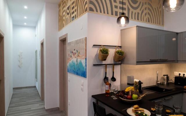 Central Suites Aegina 2