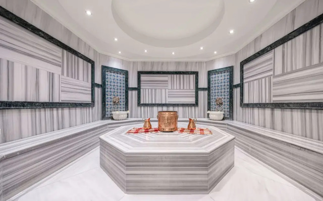 Merit Park Hotel Casino & SPA