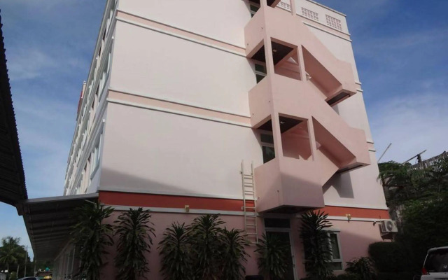 Plus Mansion