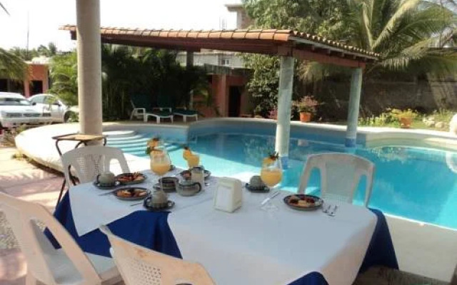 Paradise Lagoon Hotel