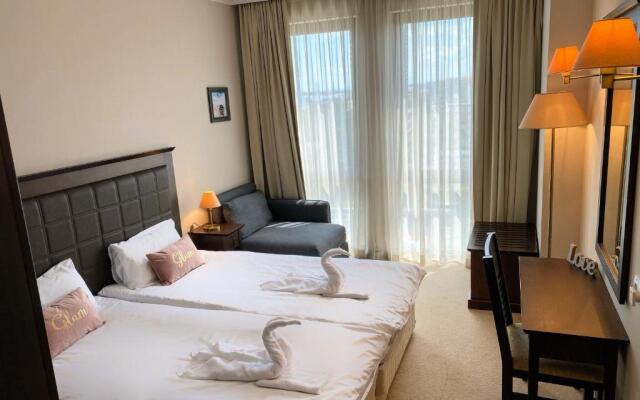 Royal Beach Premium