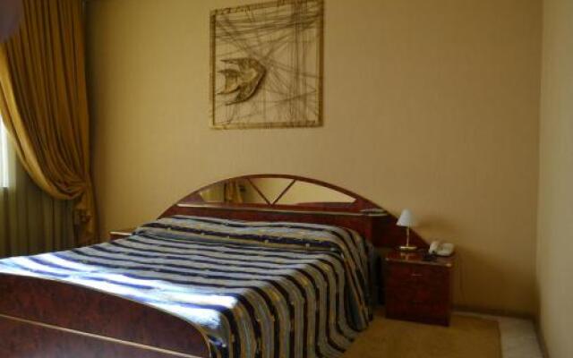 Hotel Apartments Adresa