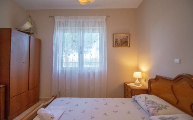 Yiota Porto Kavo Apartment