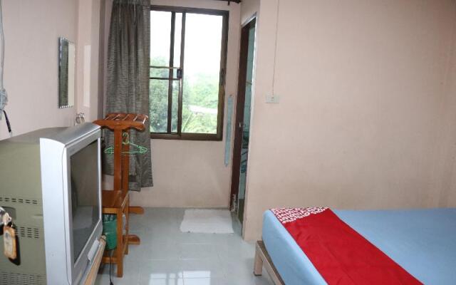 Tipsiri Place by OYO Rooms