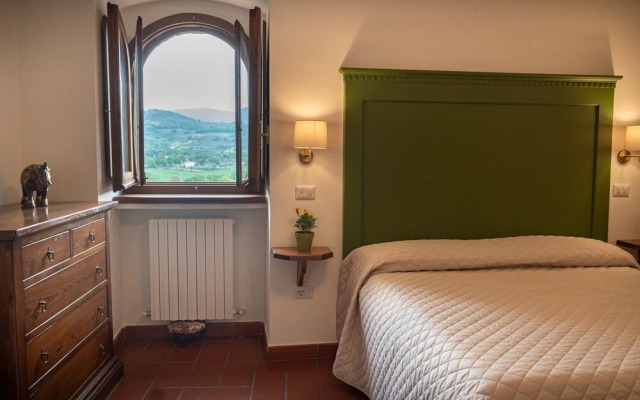 Emerald Apt City Center